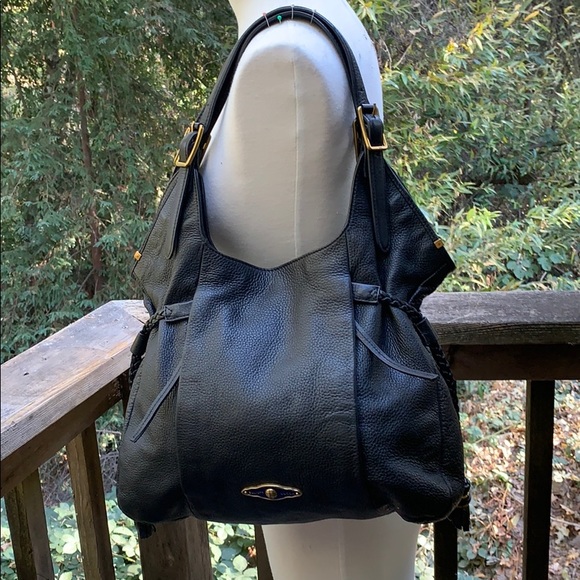 Elliott Lucca Handbags - Elliott Lucca black shoulder handbag